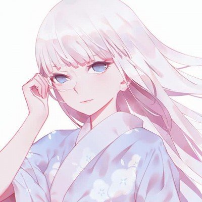 公厕惊现小白盒形似摄像头引担忧